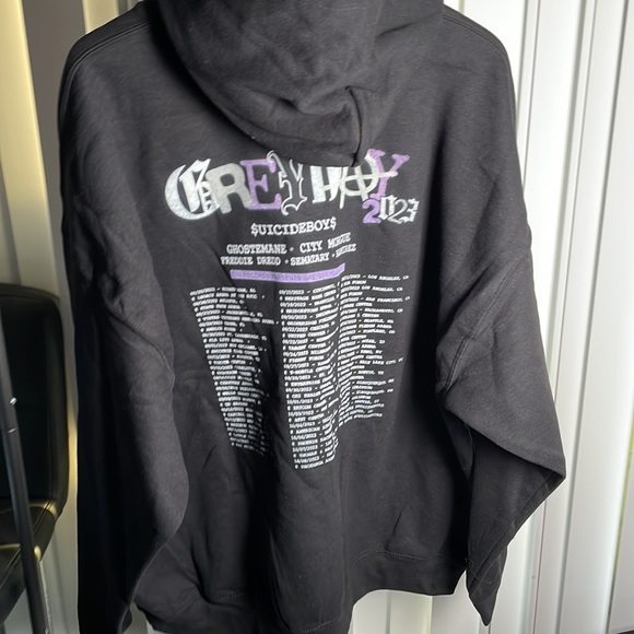 Gildan hoodie size 2XL - Picture 3 of 3